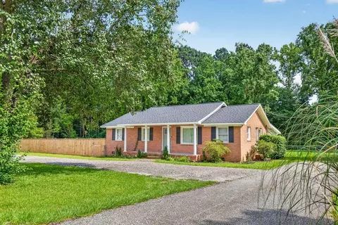 504 W Butternut Rd, Summerville, SC 29483