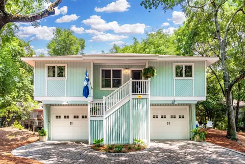 42 Twin Oaks Ln, Isle Of Palms, SC 29451