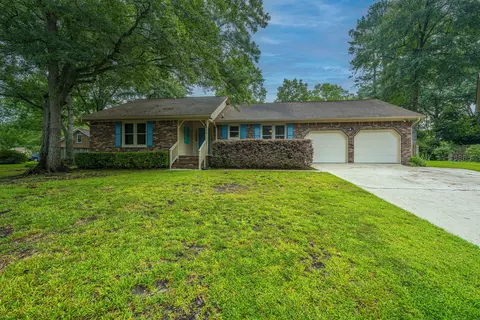 132 Harrow Pl, Goose Creek, SC 29445