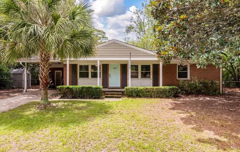 1842 Gippy Ln, Charleston, SC 29407