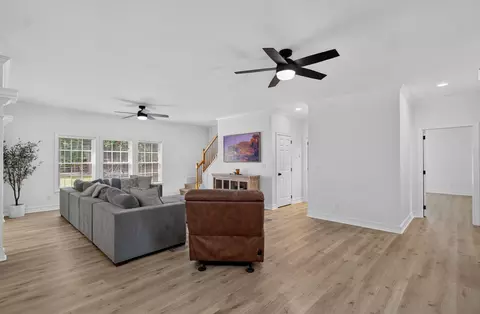 Entry Way - 223 Michael Ln, Moncks Corner, SC 29461 photo 3 of 6
