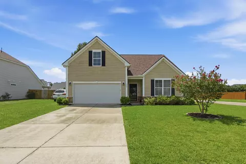 1037 Bridlewood Farms, Ridgeville, SC 29472
