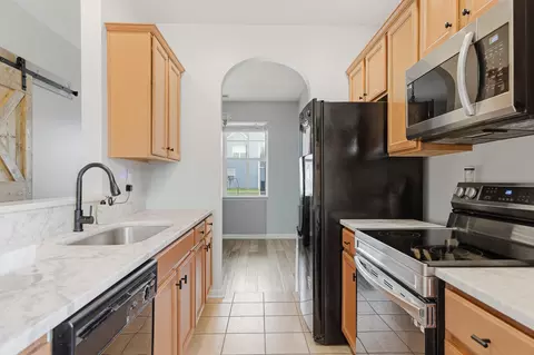 Kitchen - 213 Killarney Trl, Moncks Corner, SC 29461 photo 2 of 2
