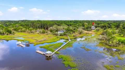 1102 Down Under Ln, Edisto Island, SC 29438