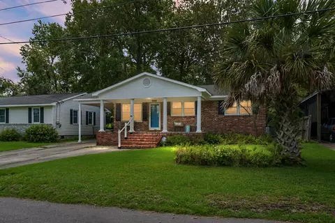 5911 Oak St, Hanahan, SC 29410
