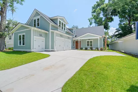 665 S Reeve Rd, Saint Helena Island, SC 29920