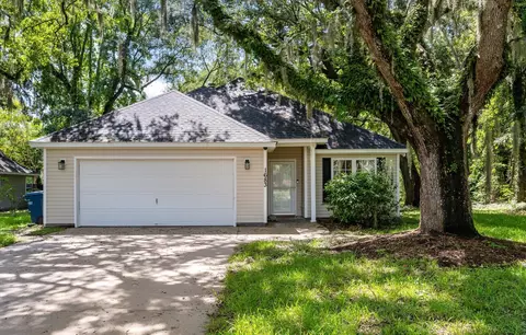 1683 Pierpont Ave, Charleston, SC 29414