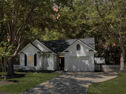 8503 William Moultrie Dr, Charleston, SC 29420