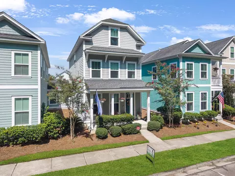 860 Rue Dr, Charleston, SC 29414
