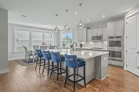 382 Tupelo Lake Dr, Summerville, SC 29486