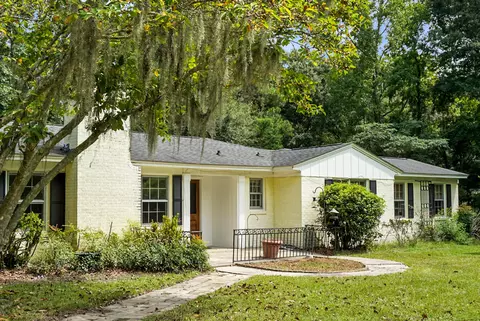2041 Old Fort Ave, Charleston, SC 29414
