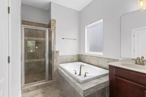 Bath - 345 Fox Ridge Ln, Moncks Corner, SC 29461 photo 3 of 4
