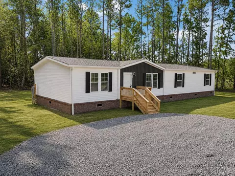 552 Selena Cir, Holly Hill, SC 29059
