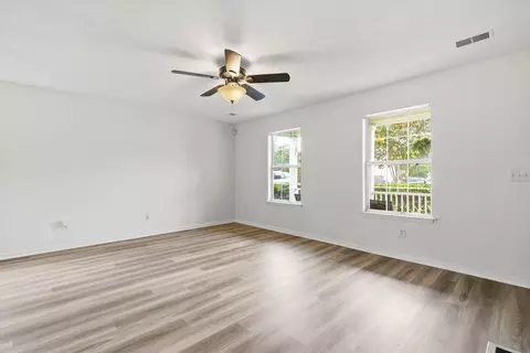 Living - 144 Two Pond Loop, Ladson, SC 29456 photo 5 of 7