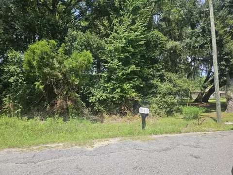 123 Langdoc St, Moncks Corner, SC 29461