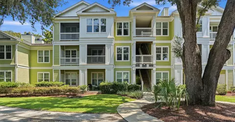 1721 Chatelain Way, Mount Pleasant, SC 29464