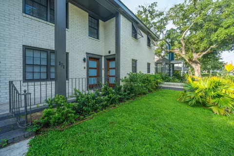 171 3rd Ave #D, Charleston, SC 29403