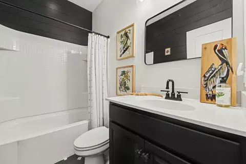 Bath - 2247 Spring Hope Dr, Mount Pleasant, SC 29466 photo 3 of 3