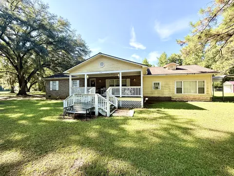 512 Ivenia Brown Rd, Green Pond, SC 29446