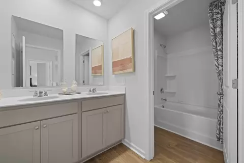 Bath - 228 Beebalm Ln, Moncks Corner, SC 29461 photo 2 of 2
