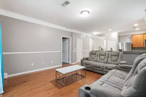 Living - 222 Oglethorpe Cir, Moncks Corner, SC 29461 photo 1 of 2