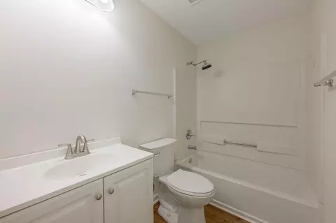 Bath - 188 Midland Pkwy #424, Summerville, SC 29485 photo 1 of 1