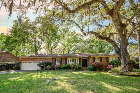1867 Rugby Ln, Charleston, SC 29407