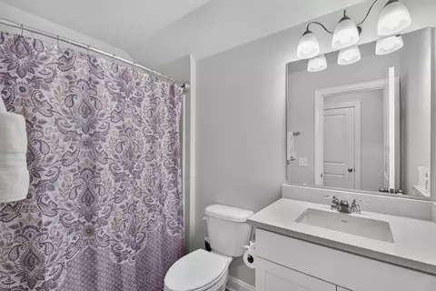 Bath - 216 Shortmarsh St, Summerville, SC 29486 photo 4 of 4