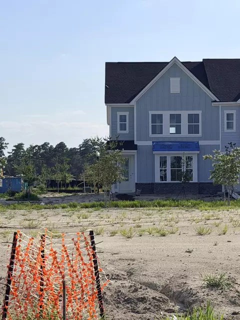 124 Shoemaker St, Summerville, SC 29486