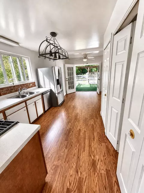 209 Mill St, Williamston, SC 29697 photo 4