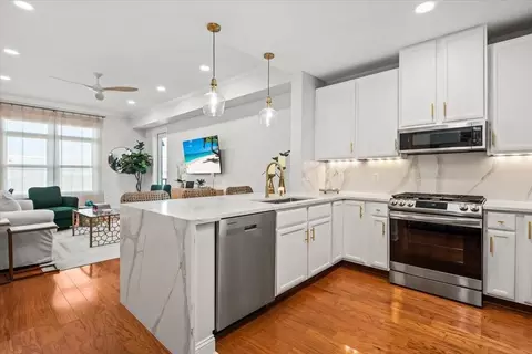 125 Pier View St #407, Charleston, SC 29492