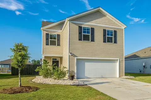 126 Lagoona Dr, Summerville, SC 29483