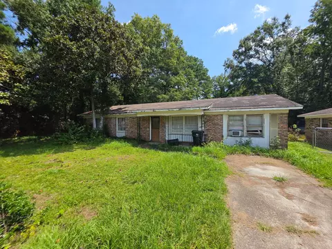 266 Amy Dr, Goose Creek, SC 29445