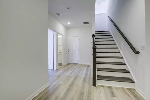 Entry Way - 847 Recess Point Dr, Moncks Corner, SC 29461 photo 2 of 4