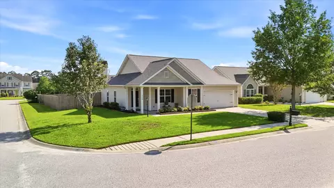 114 Cannonsmill Ln, Summerville, SC 29485