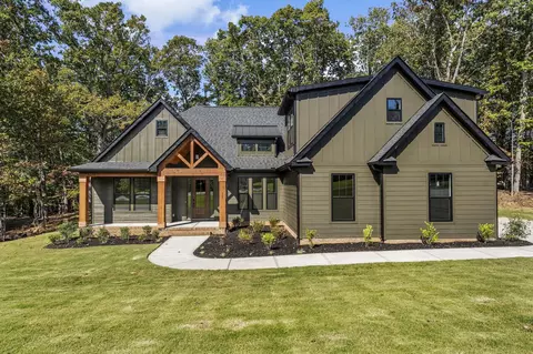 5751 Church Flats Rd, Meggett, SC 29449