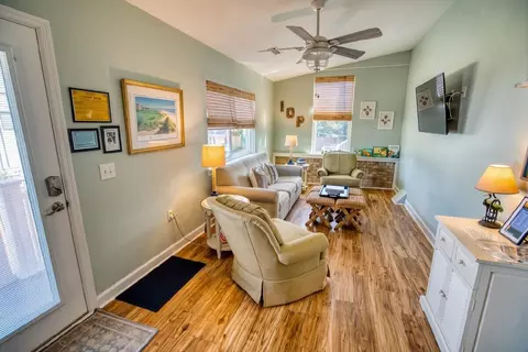 1100 Pavilion Dr #202, Isle Of Palms, SC 29451