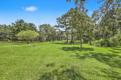 912 Brown Creek Rd, Edisto Island, SC 29438