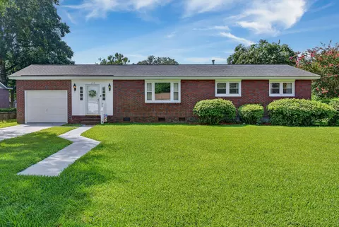 112 Lyle Rd, Goose Creek, SC 29445
