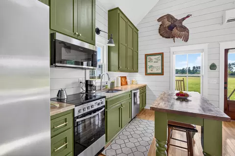 Kitchen - 703 Bay Rd, Rowesville, SC 29133 photo 10 of 10