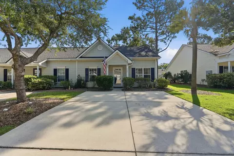 7331 Suncatcher Dr, Hanahan, SC 29410