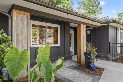 1317 Fort Johnson Rd, Charleston, SC 29412