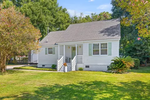 1258 Driftwood Dr, Charleston, SC 29412