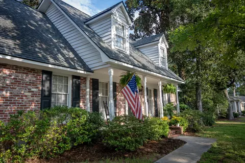 611 Beauregard St, Charleston, SC 29412