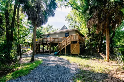 506 Jungle Rd, Edisto Island, SC 29438