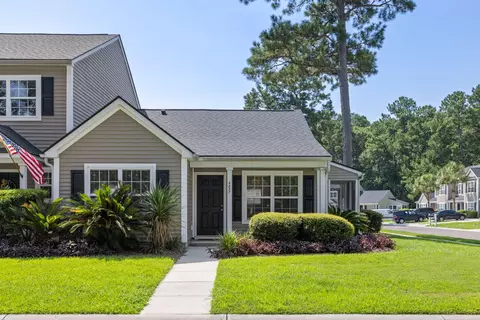 4837 Shady Tree Ln, Summerville, SC 29485