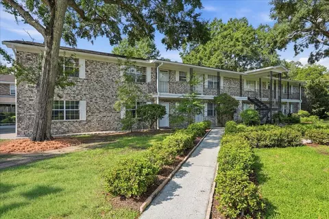 516 Arlington Dr #B2, Charleston, SC 29414