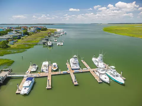 3702 Docksite Rd #D-7, Edisto Island, SC 29438