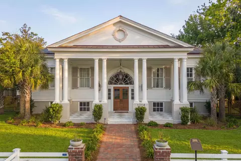 1714 Middle St, Sullivans Island, SC 29482