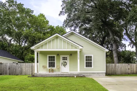 2648 B Leeds Ave, North Charleston, SC 29405